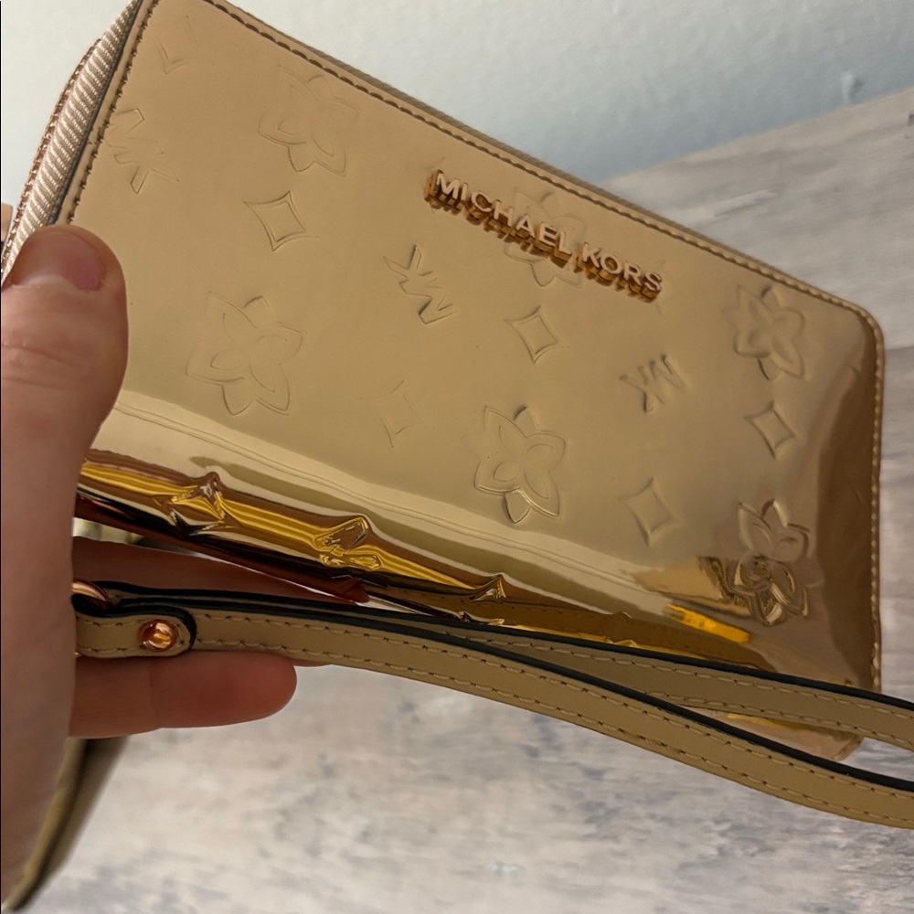 Michael Kors Shiny Gold Floral Wallet - Picture 10 of 10